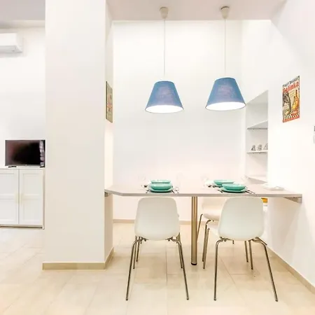- New With Balcony - Charming Boedapest