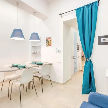 - New With Balcony - Charming Appartement Boedapest
