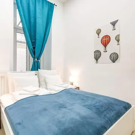 Appartement - New With Balcony - Charming Boedapest