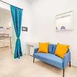 - New With Balcony - Charming * Budapesta
