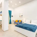 Apartament - New With Balcony - Charming *
