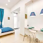 Apartament - New With Balcony - Charming Budapesta