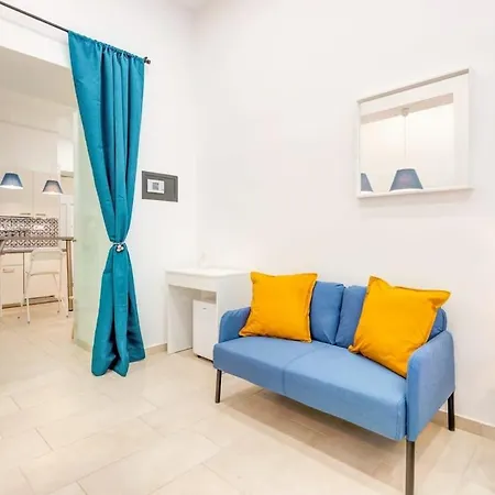 - New With Balcony - Charming * Budapeşte