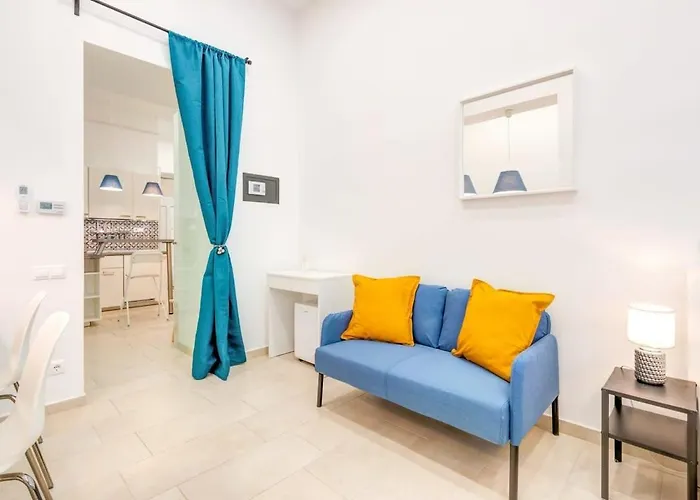 - New With Balcony - Charming * Budapesta