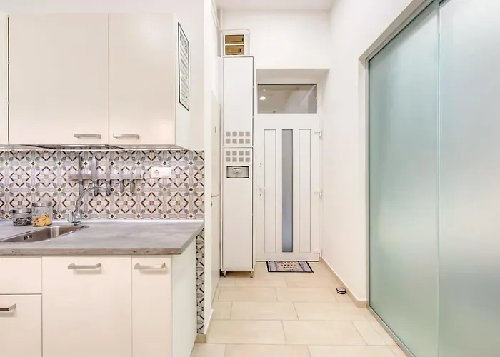 - New With Balcony - Charming * בודפשט