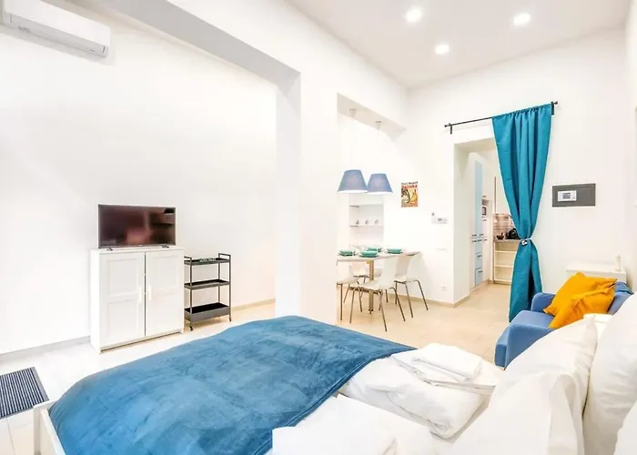 - New With Balcony - Charming *